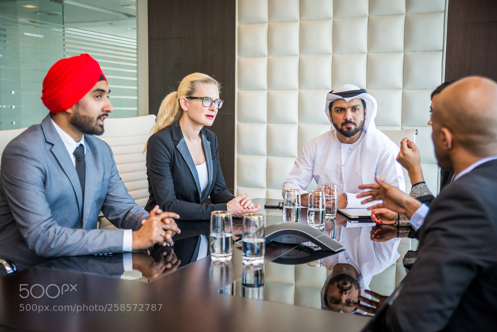 Nikon D610 sample photo. Business team in dubai photography
