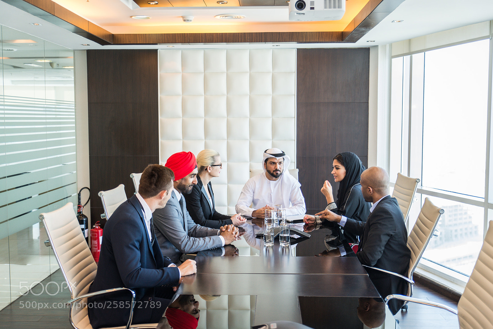 Nikon D610 sample photo. Business team in dubai photography