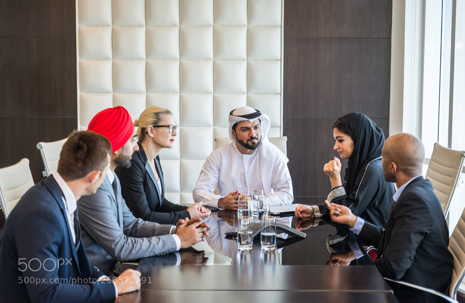 Nikon D610 sample photo. Business team in dubai photography