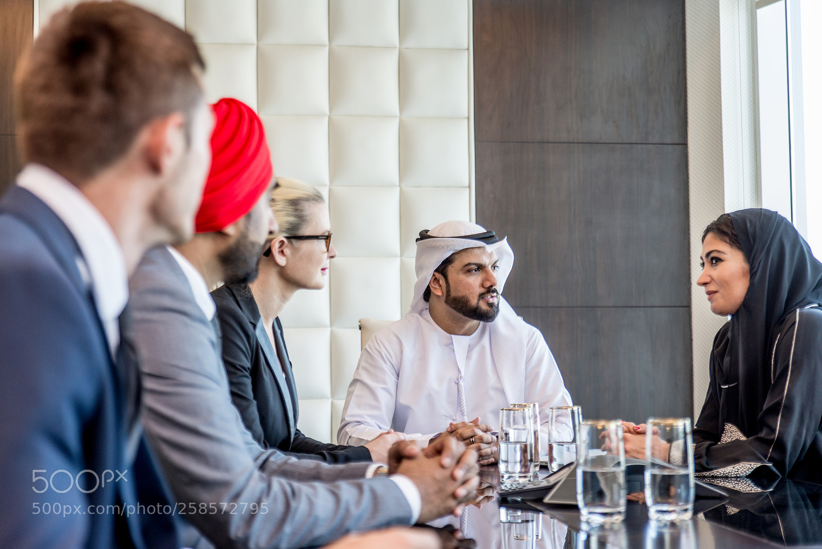 Nikon D610 sample photo. Business team in dubai photography