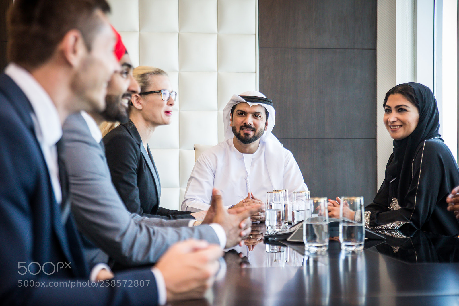 Nikon D610 sample photo. Business team in dubai photography