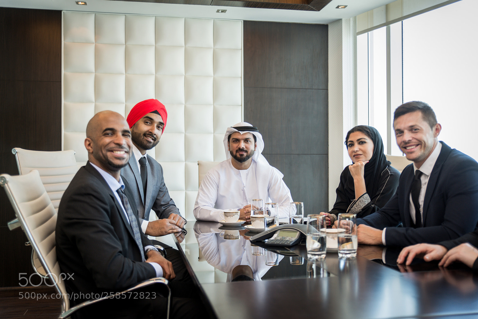 Nikon D610 sample photo. Business team in dubai photography