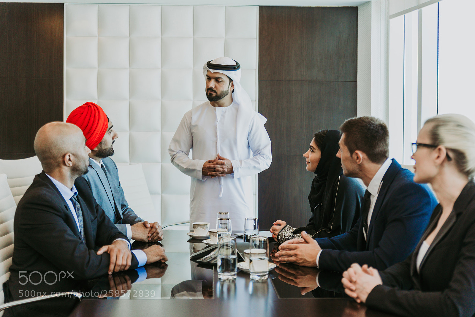 Nikon D610 sample photo. Business team in dubai photography