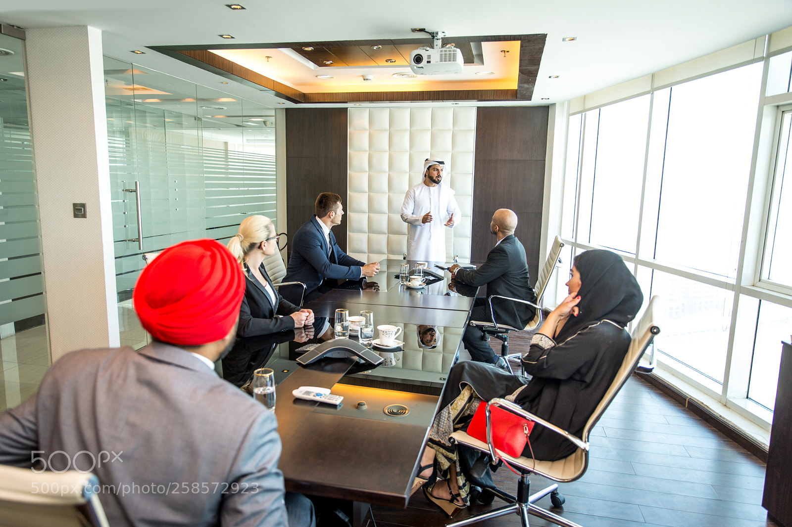 Nikon D610 sample photo. Business team in dubai photography