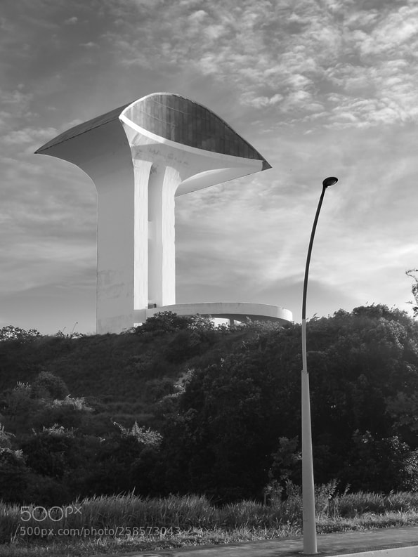 Sony Cyber-shot DSC-HX9V sample photo. Parque da cidade photography
