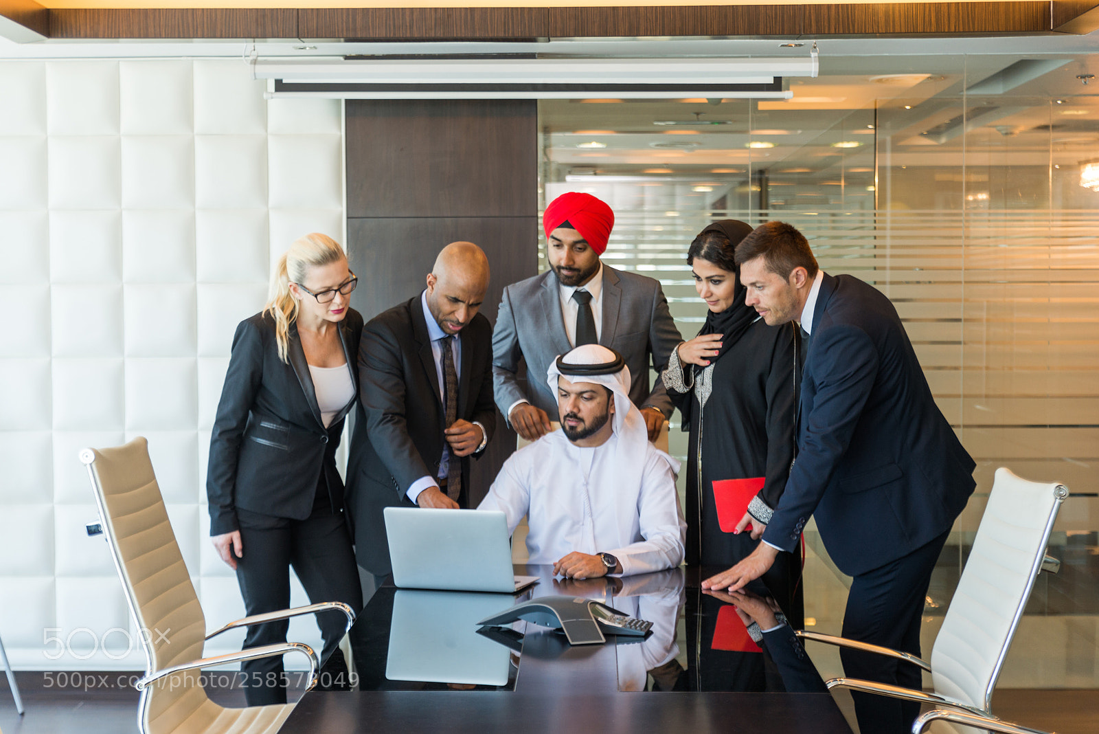 Nikon D610 sample photo. Business team in dubai photography