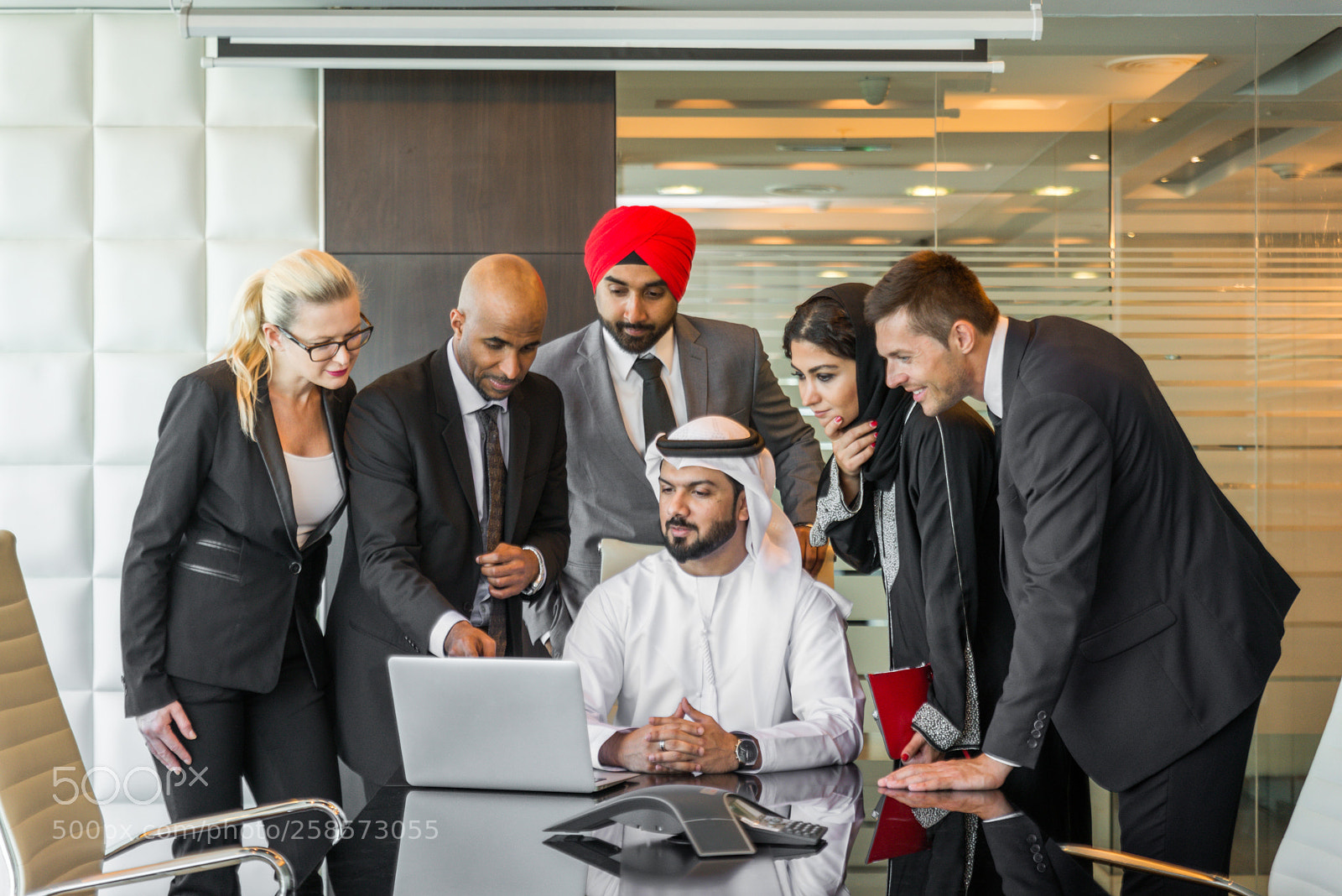 Nikon D610 sample photo. Business team in dubai photography