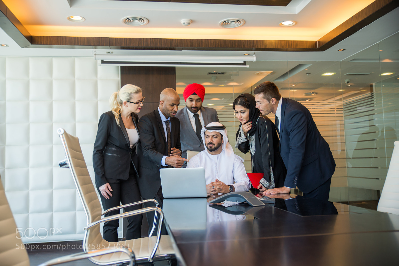 Nikon D610 sample photo. Business team in dubai photography