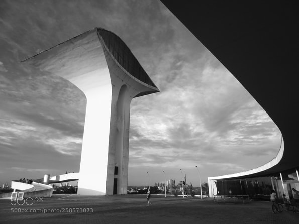 Sony Cyber-shot DSC-HX9V sample photo. Parque da cidade photography