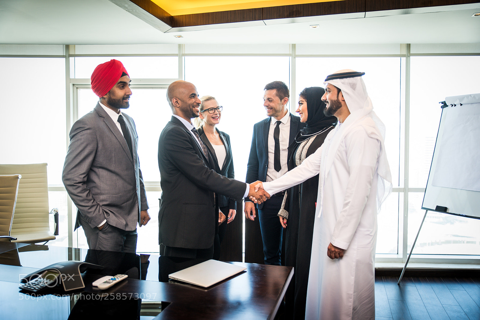 Nikon D610 sample photo. Business team in dubai photography