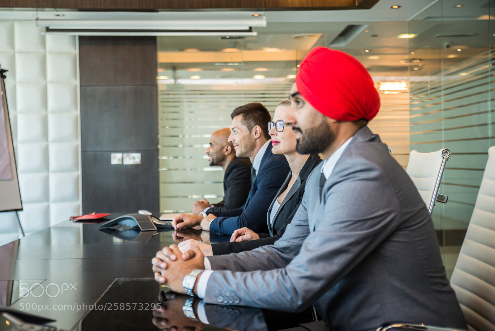 Nikon D610 sample photo. Business team in dubai photography