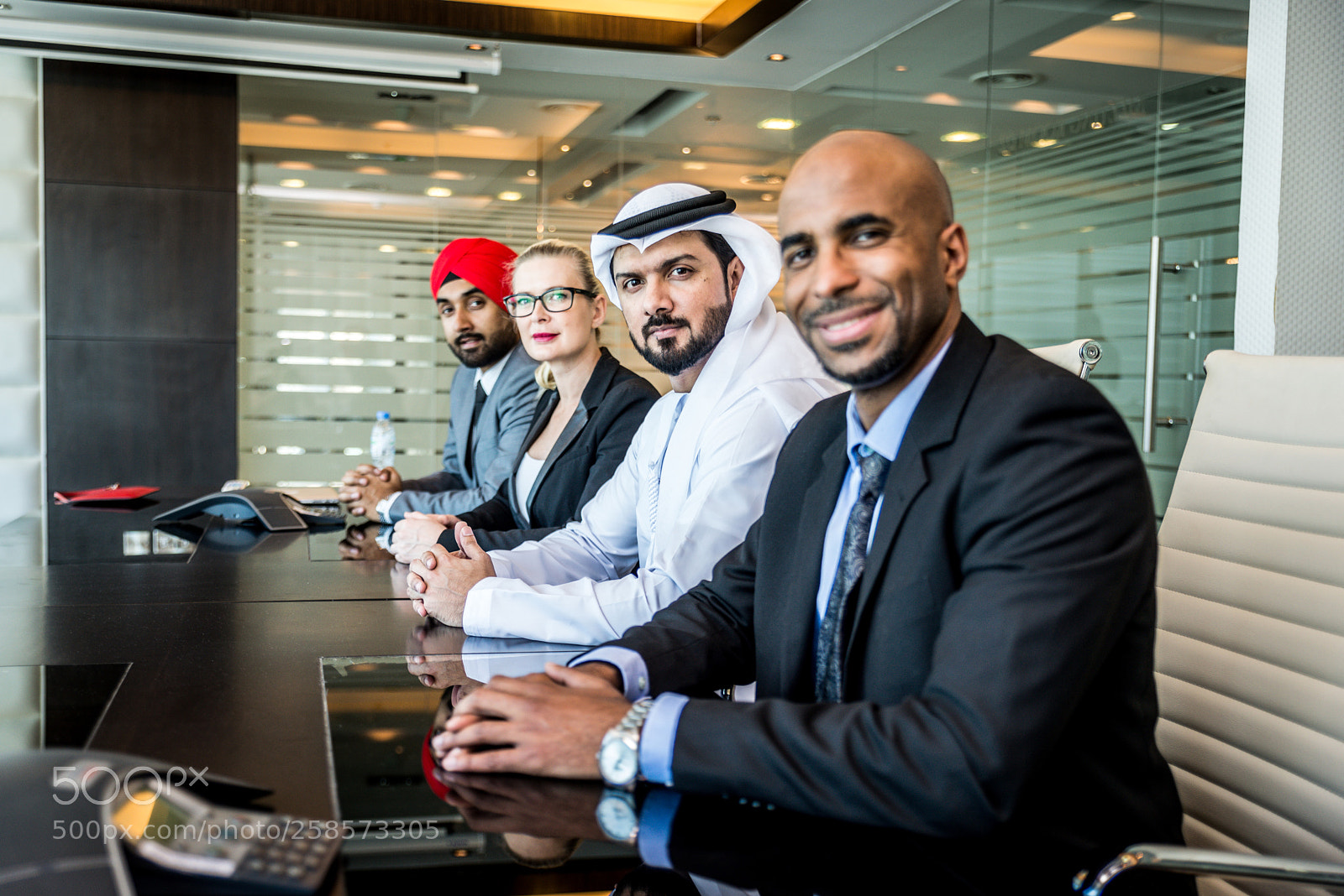 Nikon D610 sample photo. Business team in dubai photography