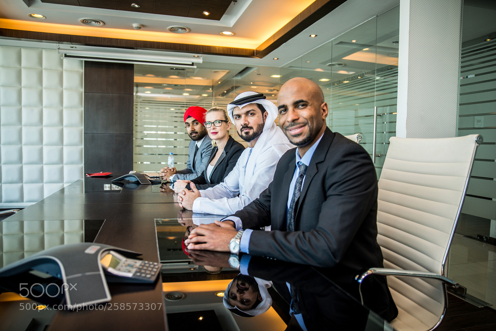Nikon D610 sample photo. Business team in dubai photography