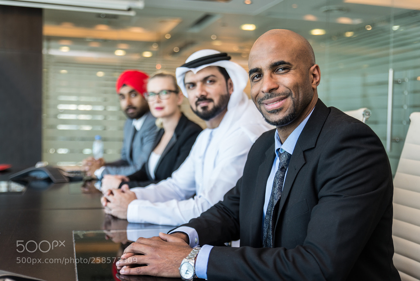 Nikon D610 sample photo. Business team in dubai photography