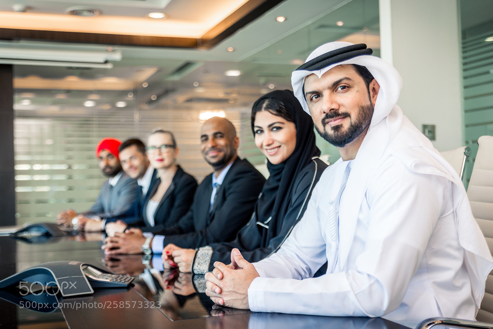 Nikon D610 sample photo. Business team in dubai photography