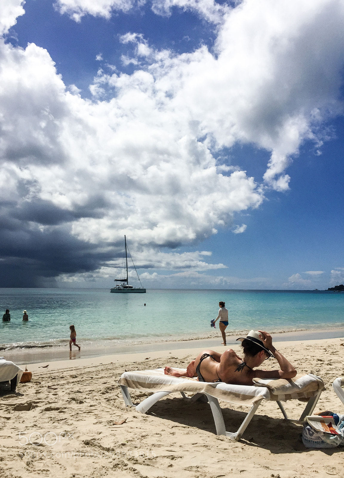 Apple iPhone 6 Plus sample photo. Morning at the beach photography