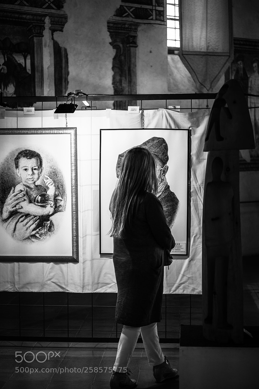 Fujifilm X-T10 sample photo. ... in to the gallery ... photography