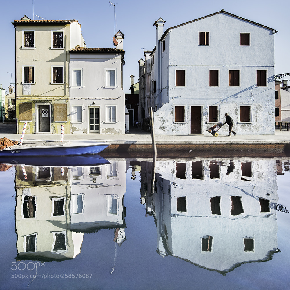 Nikon D810 sample photo. Burano reflections - veneto photography