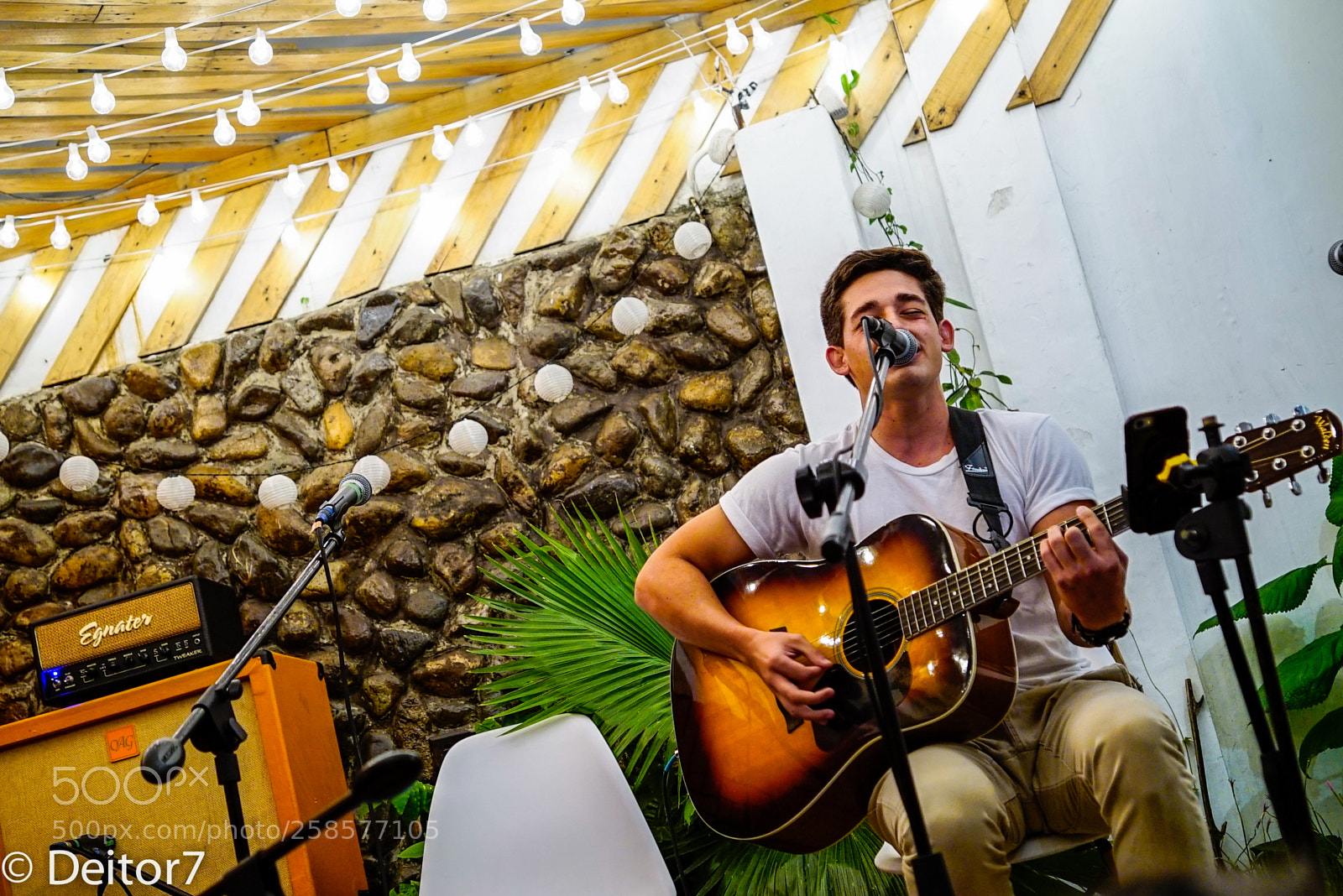 Sony a7S II sample photo. Workshop coworking concert photography