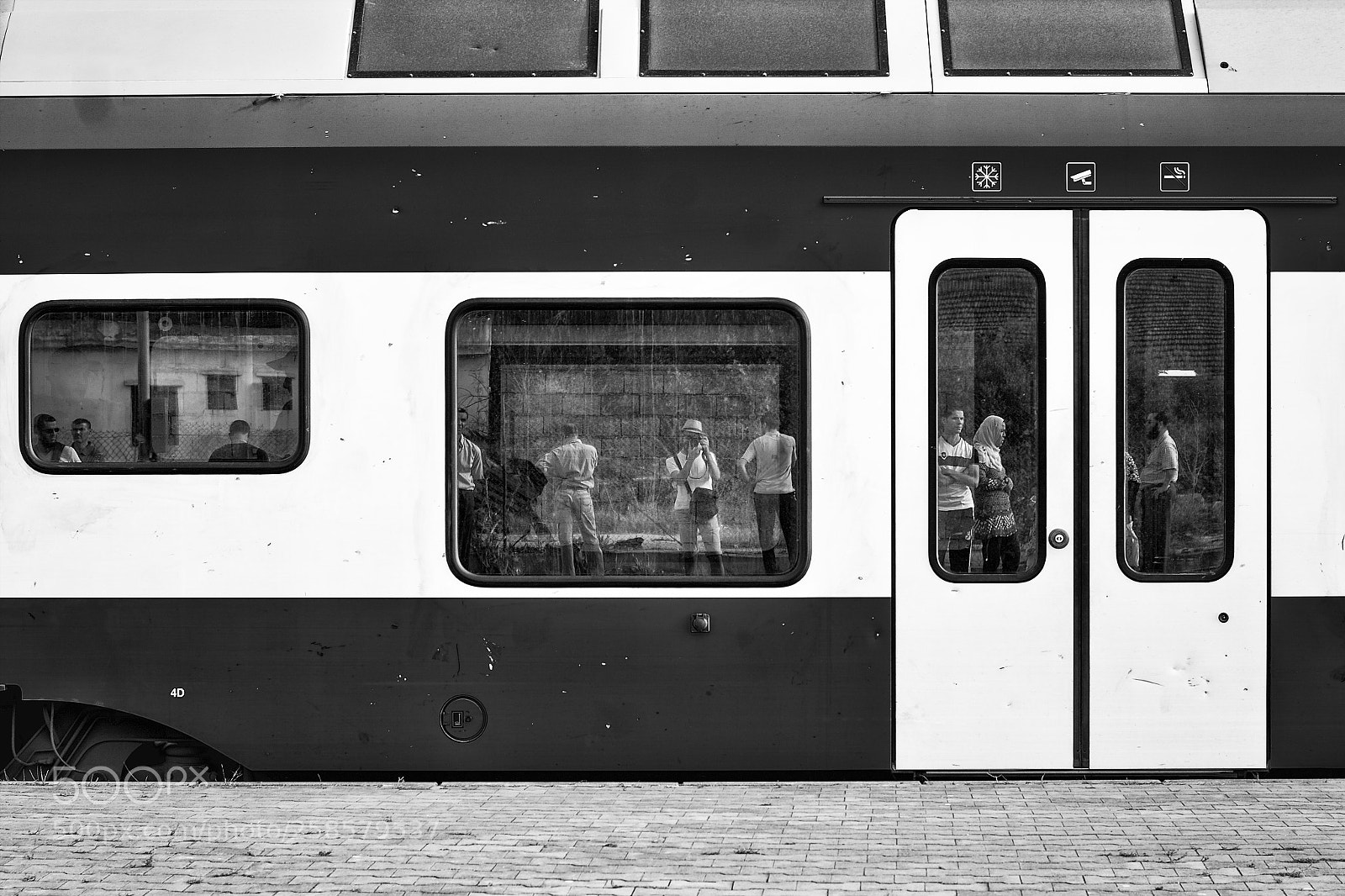 Nikon D3100 sample photo. On the road photography