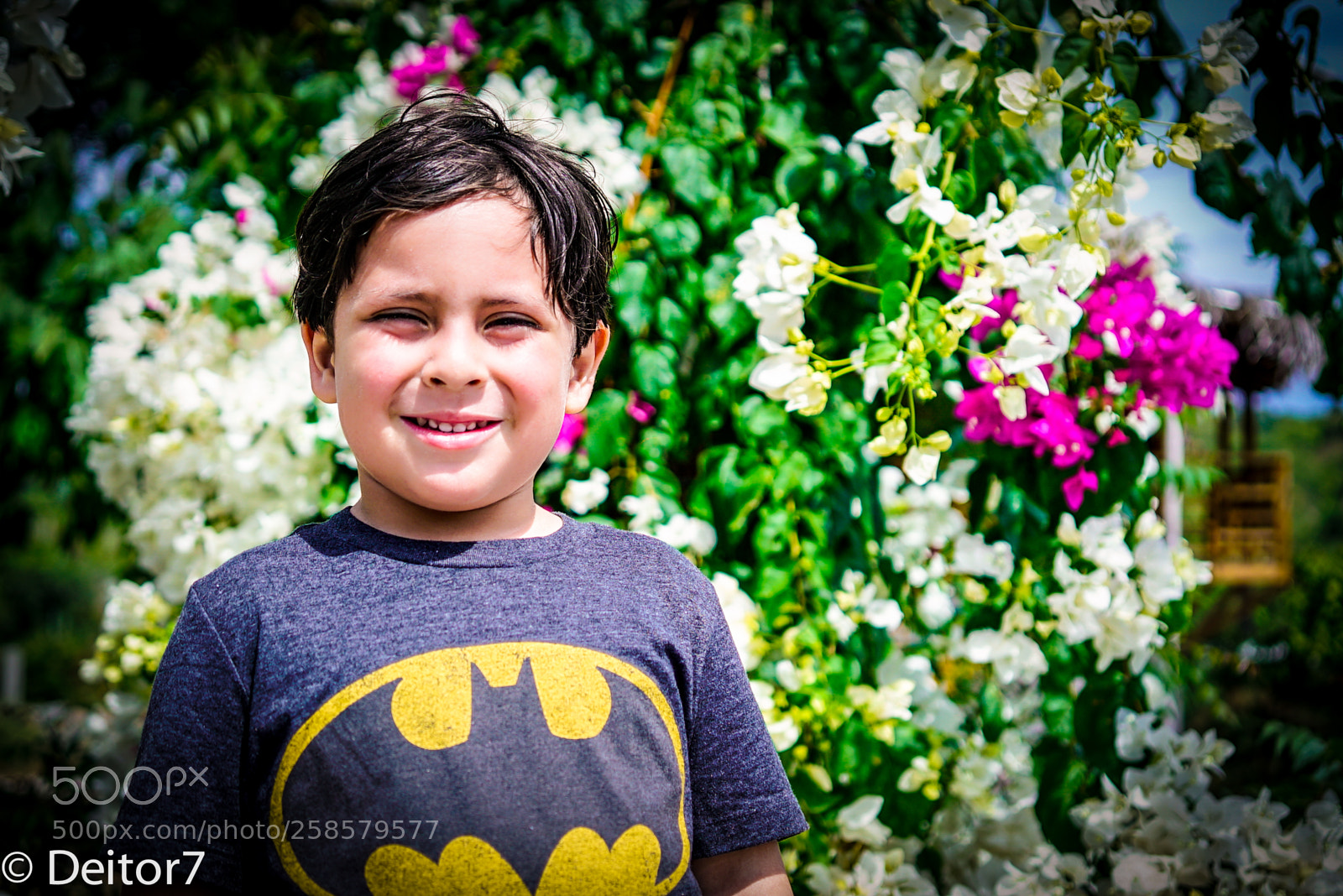 Sony a7S II sample photo. Kid with flower background photography