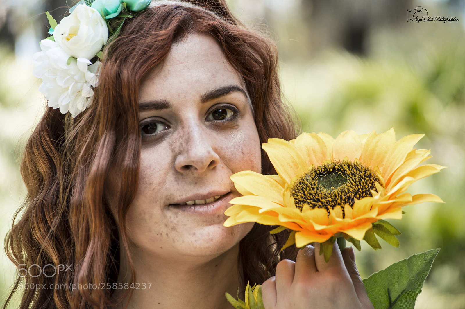 Nikon D3200 sample photo. Flowers and freckels photography