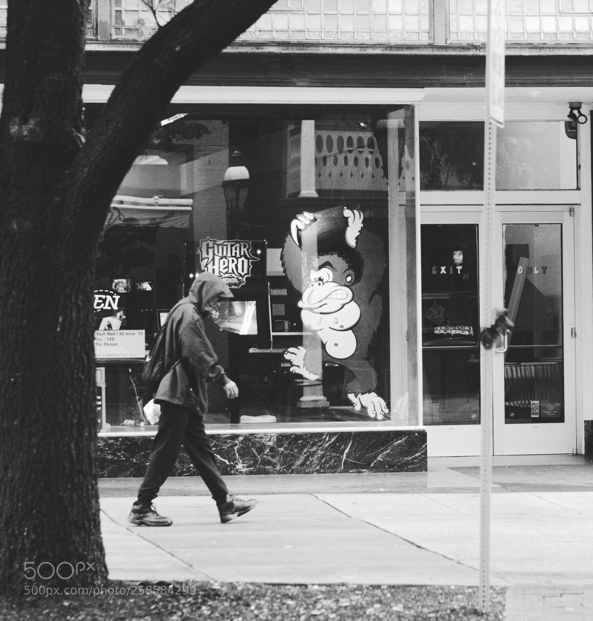 Fujifilm X-T2 sample photo. Kong in the city photography
