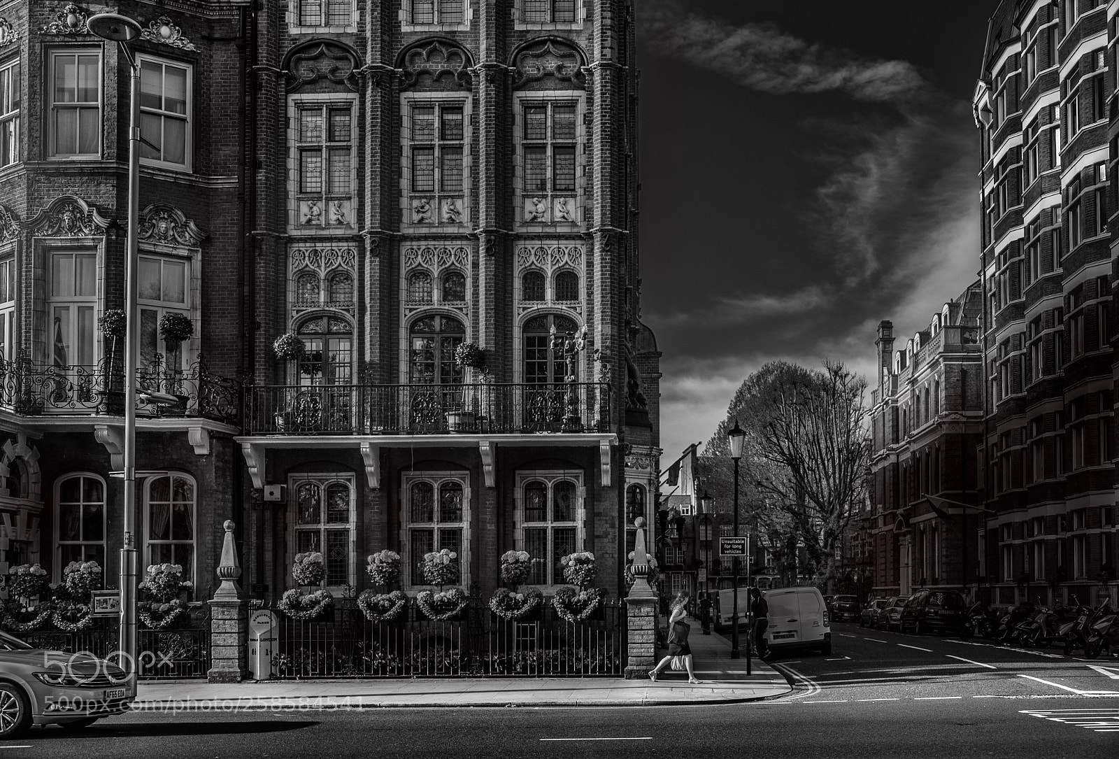 Fujifilm X-T2 sample photo. 7:55 am, kensington road photography