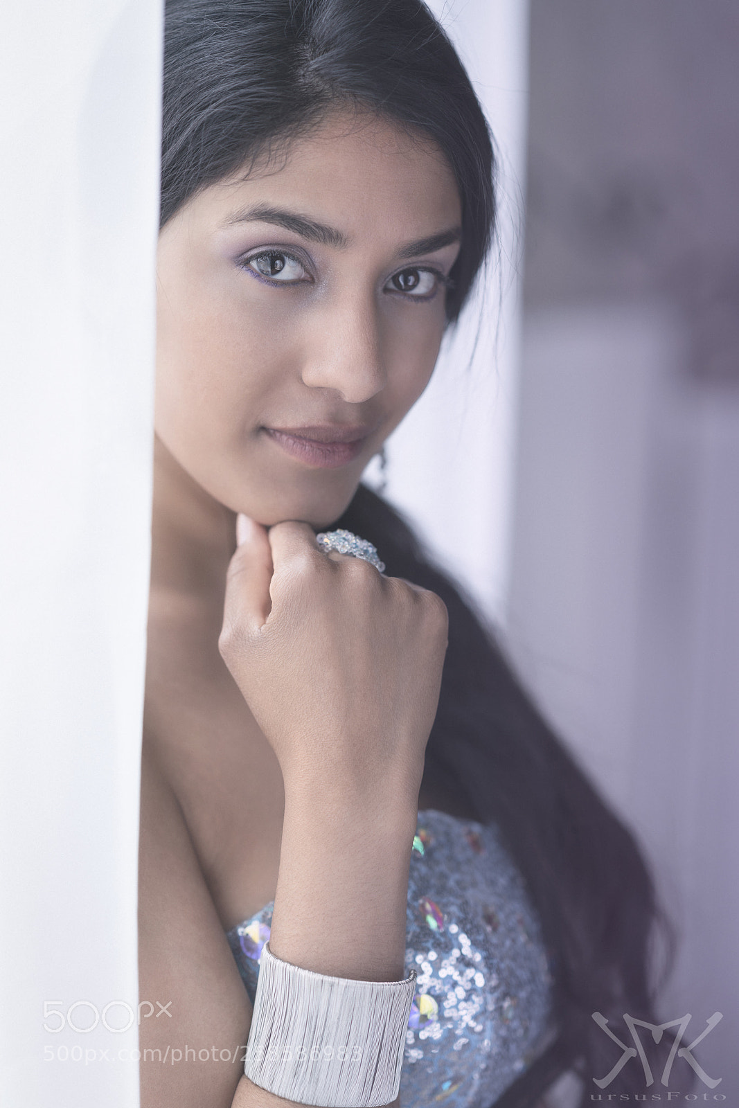 Sony a7R III sample photo. Thoughtfully asked photography