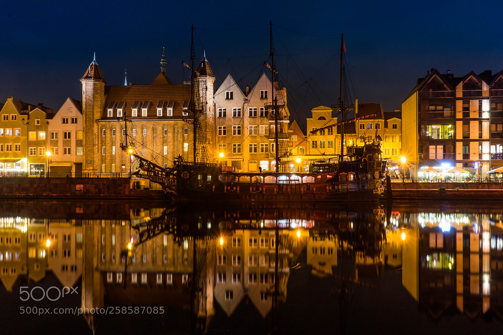 Sony a7 II sample photo. Gdansk_poland photography