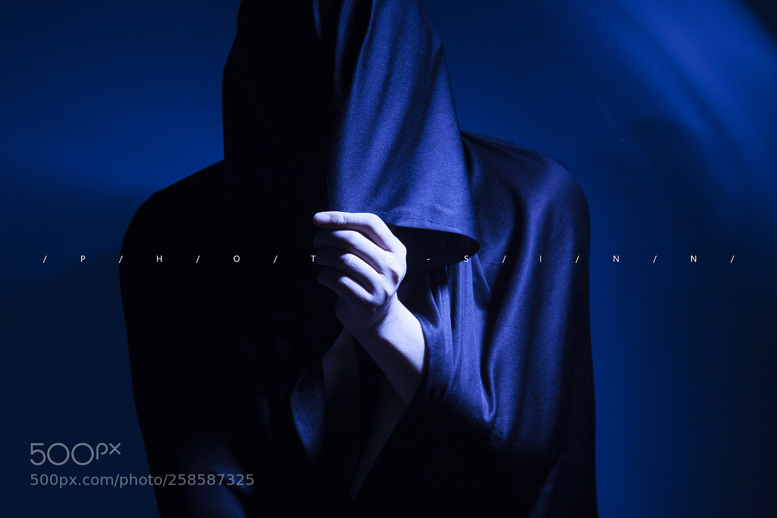 Canon EOS 5D sample photo. Blue dark photography