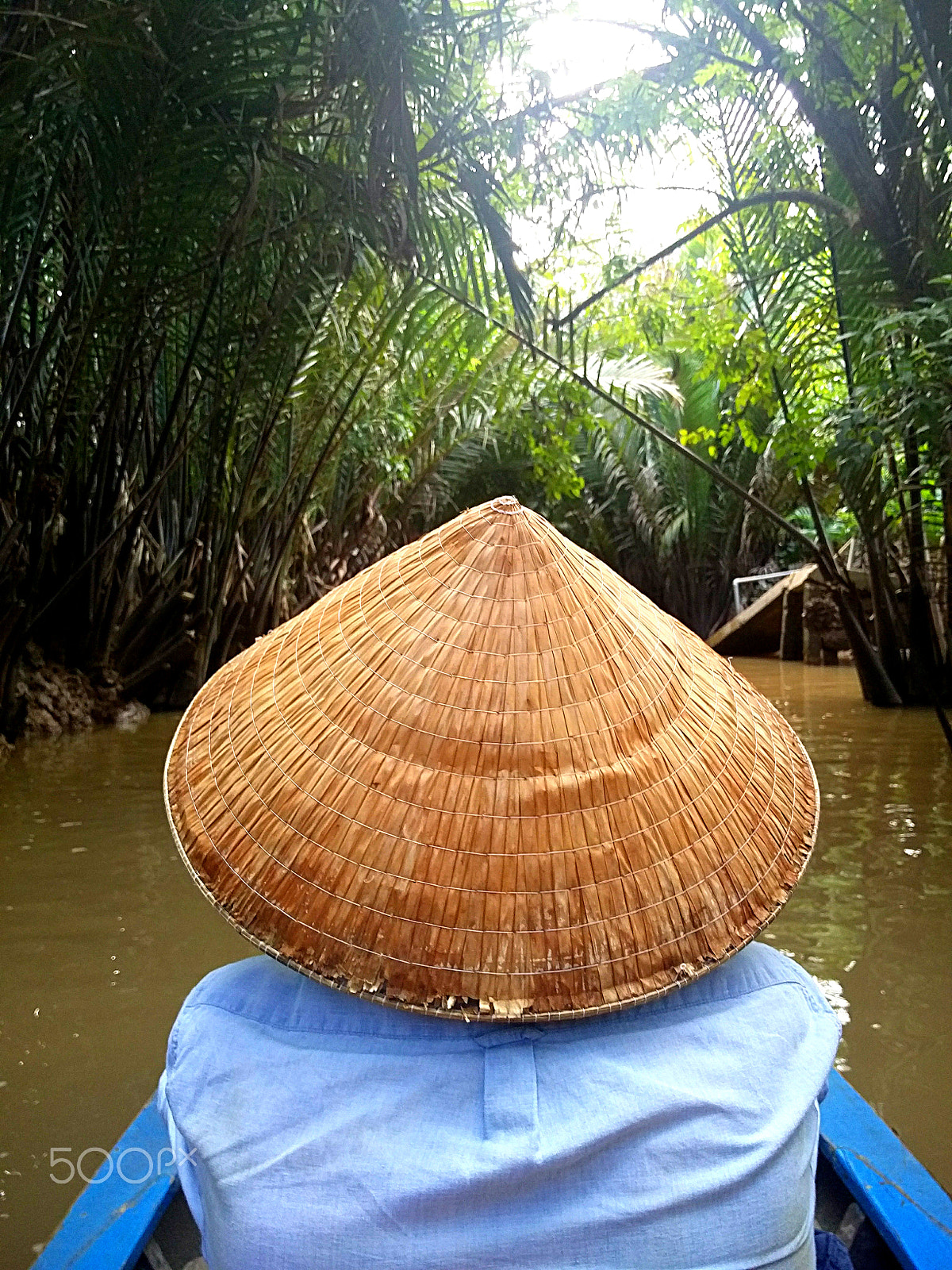 OnePlus 2 sample photo. Straw hat in a river boat photography