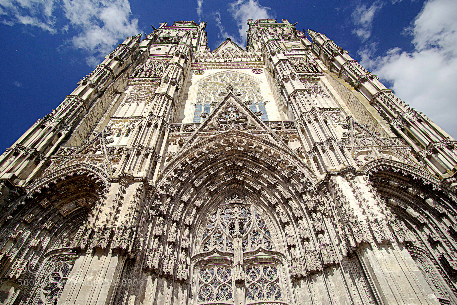 Pentax K-1 sample photo. Cathédrale de tours photography