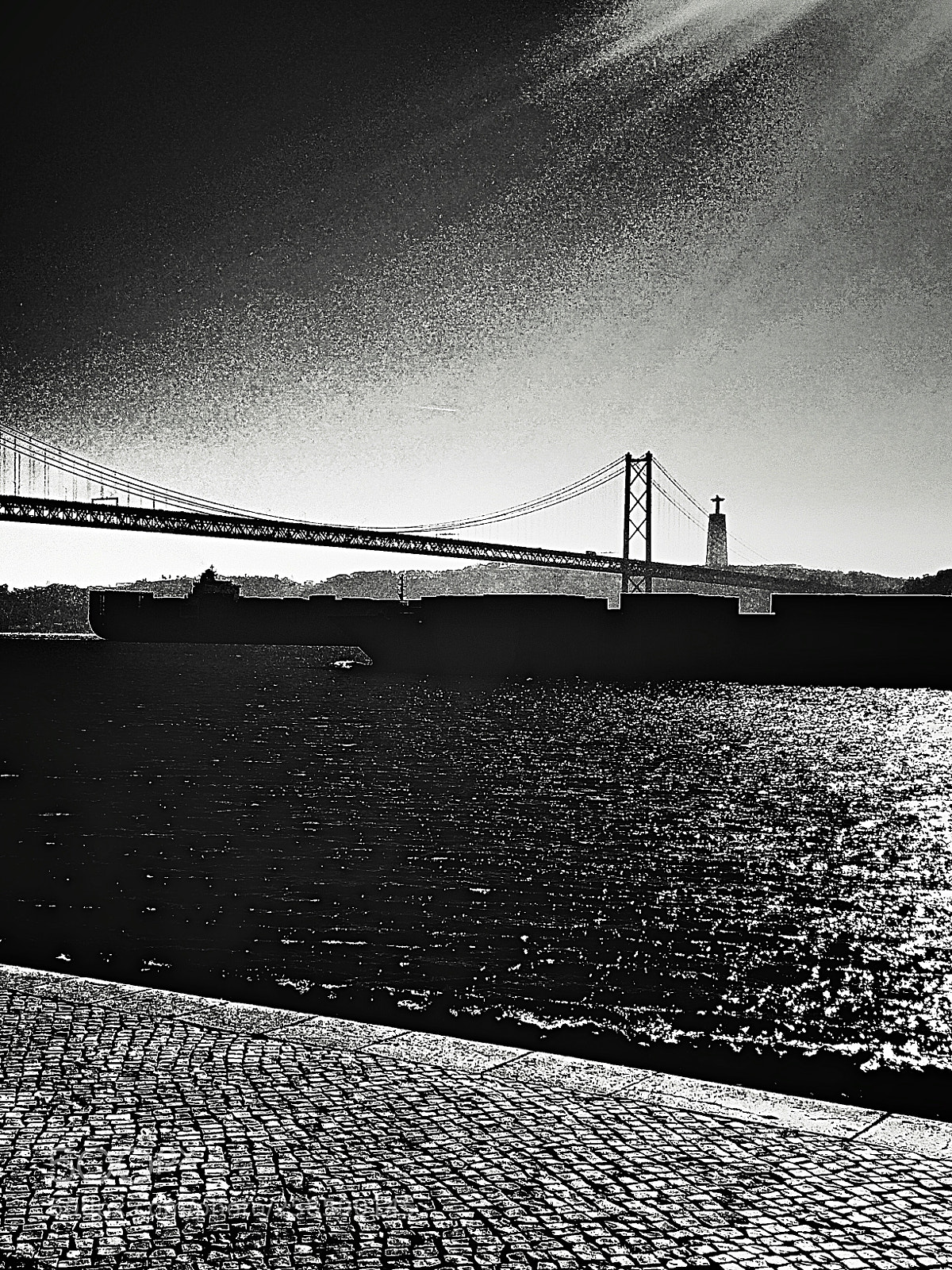 Apple iPhone 5s sample photo. Light and silhouette photography