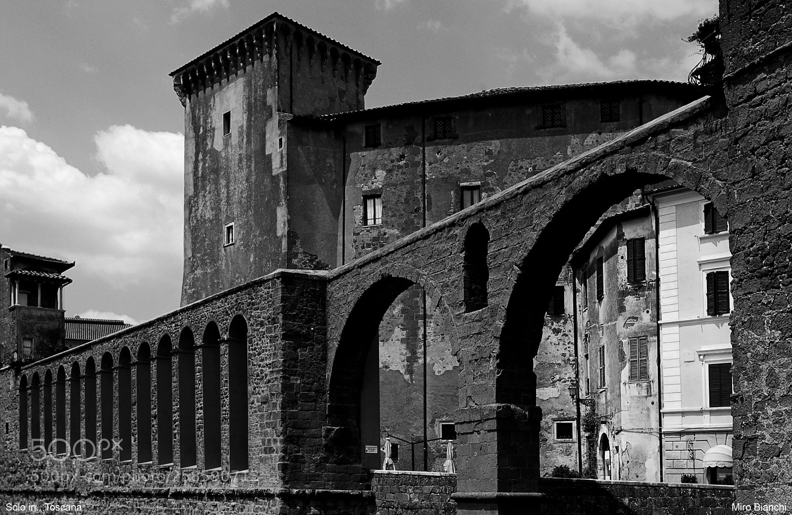Olympus E-520 (EVOLT E-520) sample photo. Pitigliano_2 photography