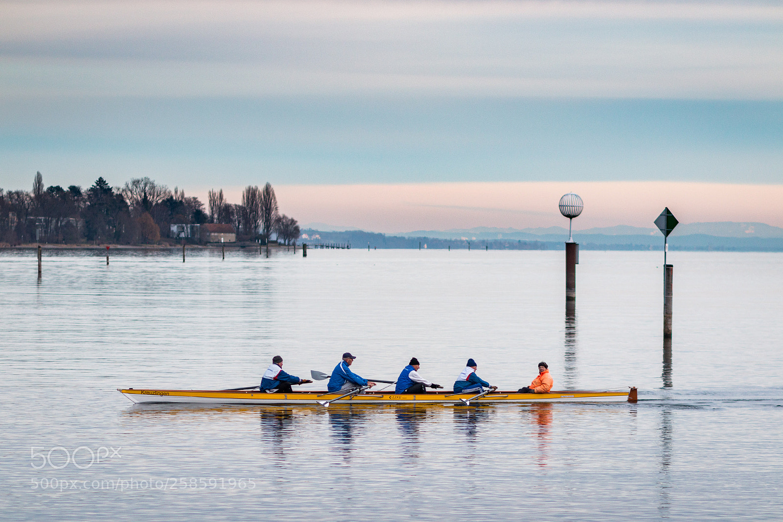Canon EOS 70D sample photo. Rowing team photography