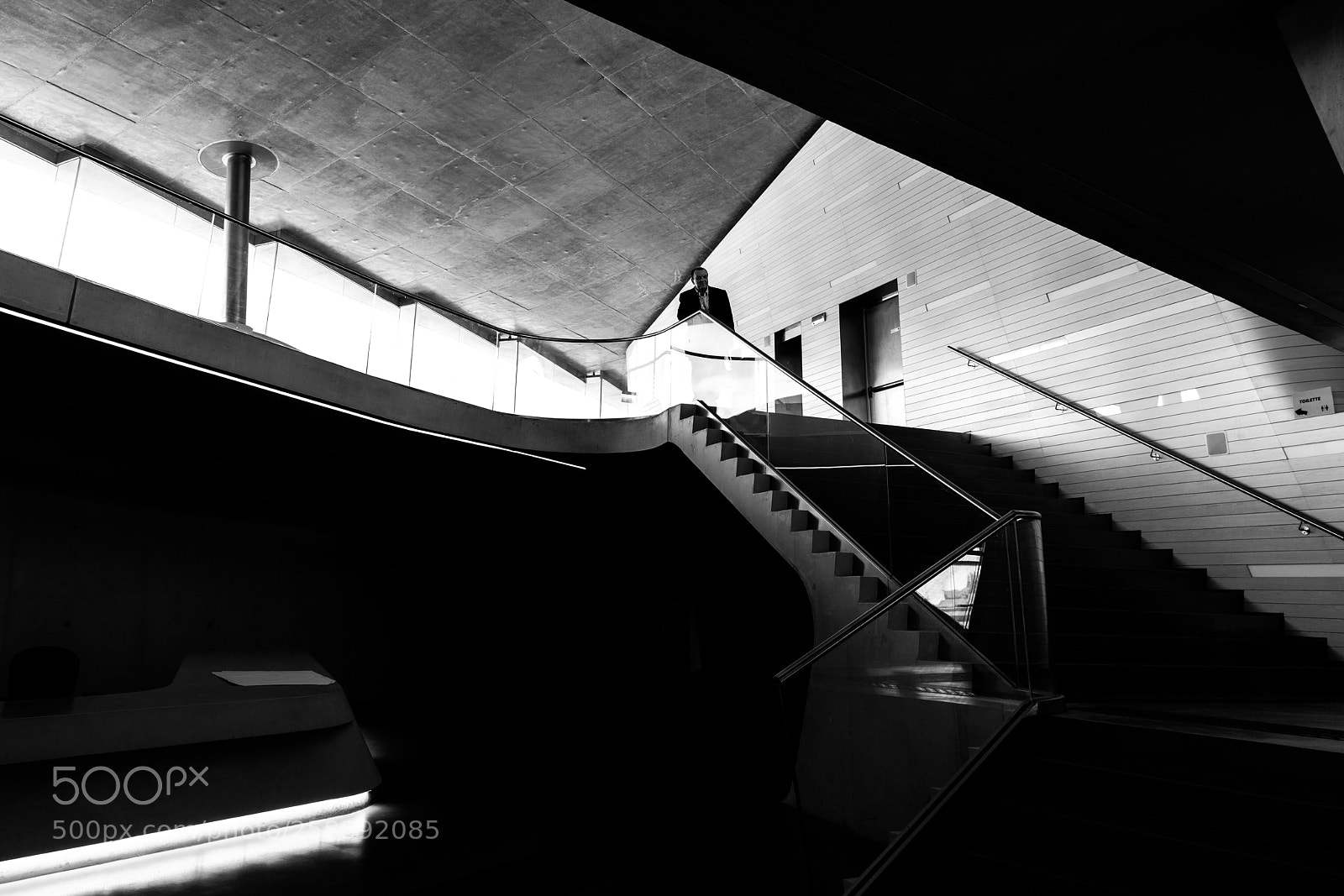 Sony a7R III sample photo. Artchitecture and fashion photography