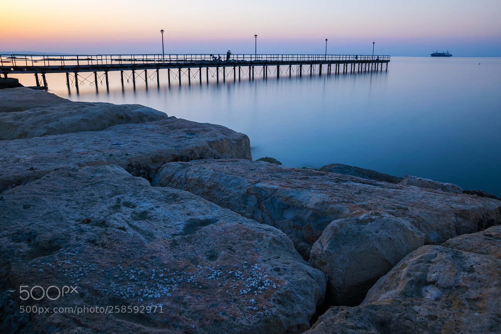 Nikon D5300 sample photo. Pier at dawn photography