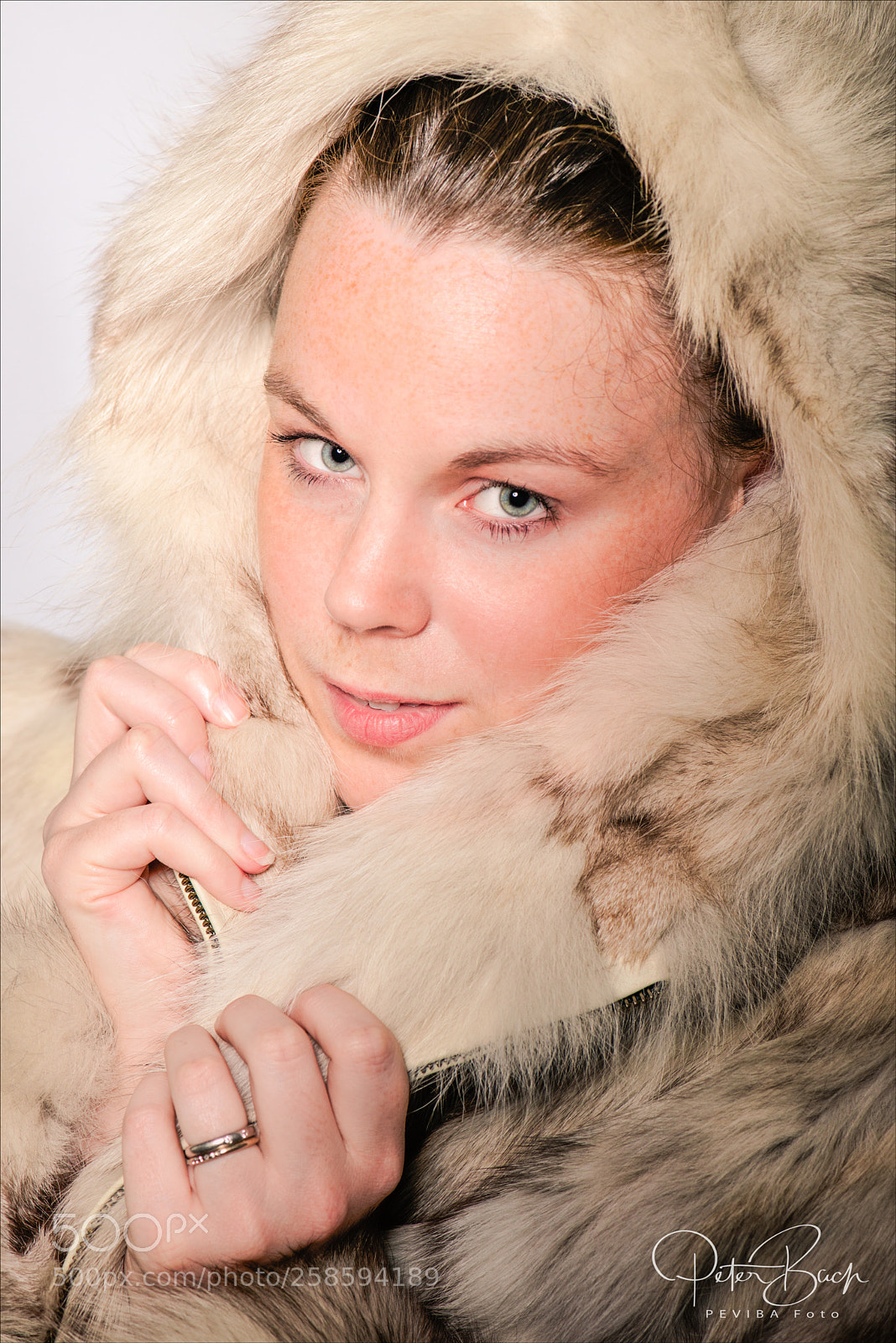Nikon D800 sample photo. Woman in fur photography