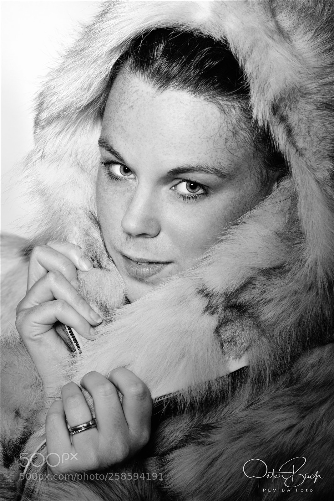 Nikon D800 sample photo. Woman in fur (bw) photography