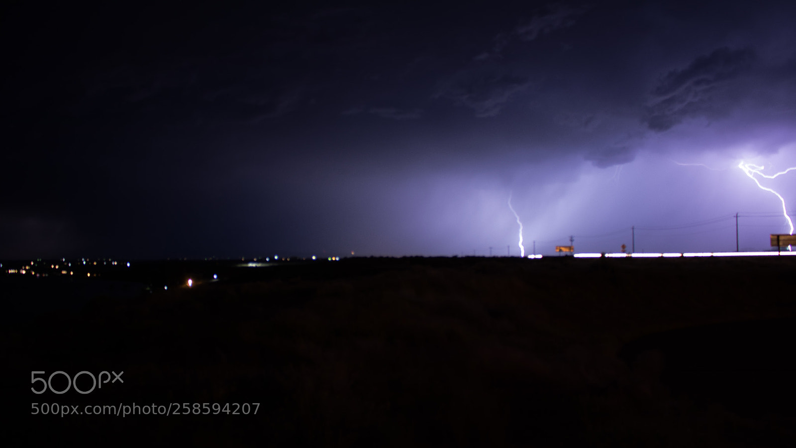 Canon EOS 80D sample photo. Lightning 3 photography