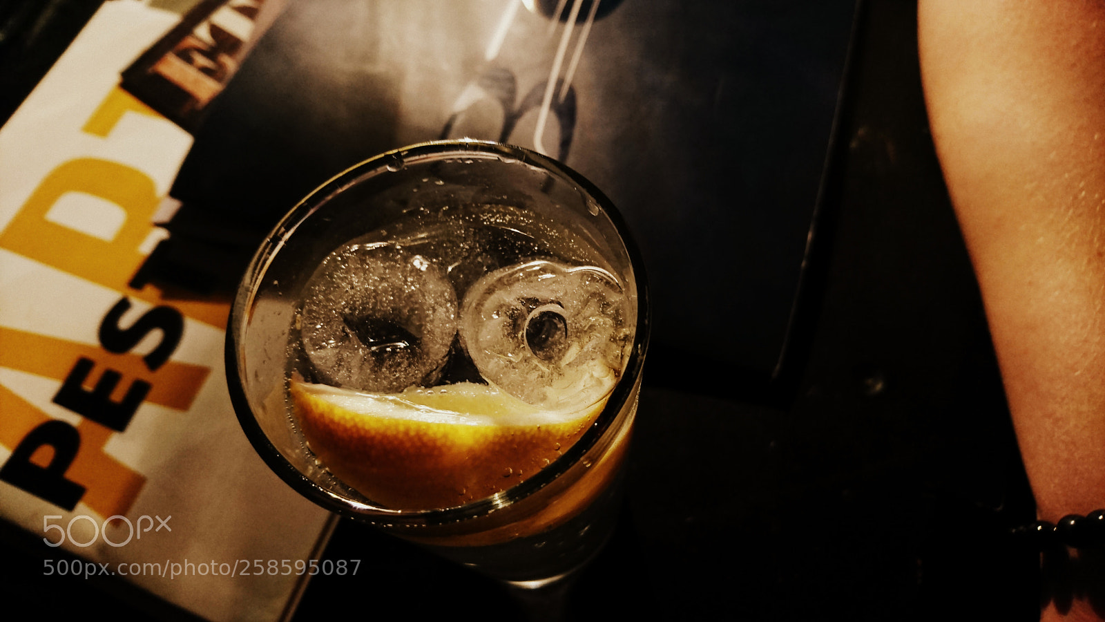 Sony Xperia XZ sample photo. Cocktail monster photography