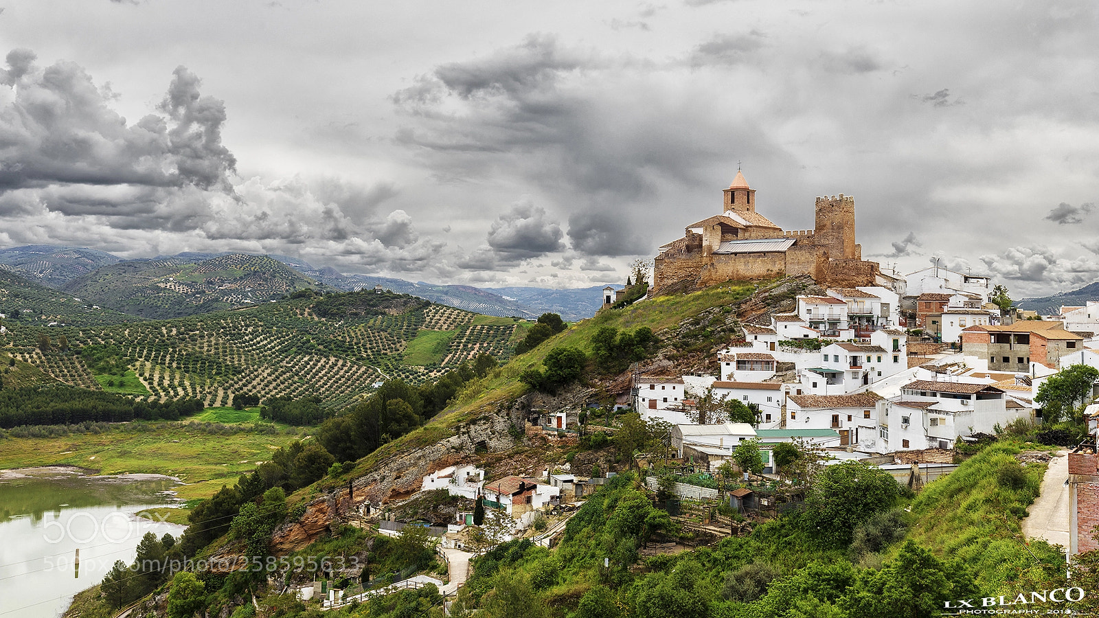 Canon EOS 6D Mark II sample photo. Castle of iznajar photography