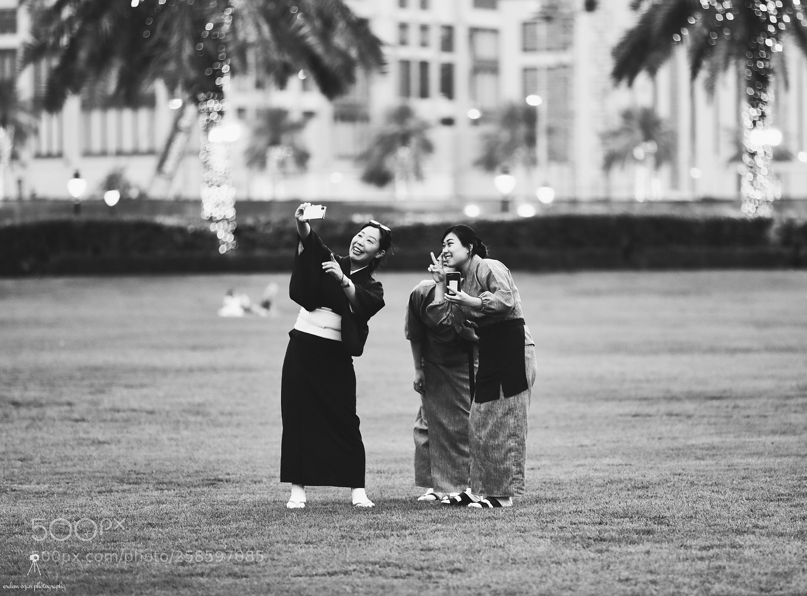 Canon EOS 5D Mark IV sample photo. Smile photography