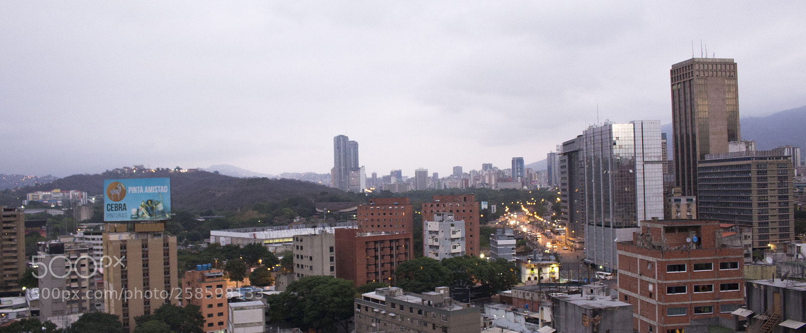Canon EOS 700D (EOS Rebel T5i / EOS Kiss X7i) sample photo. Caracas photography