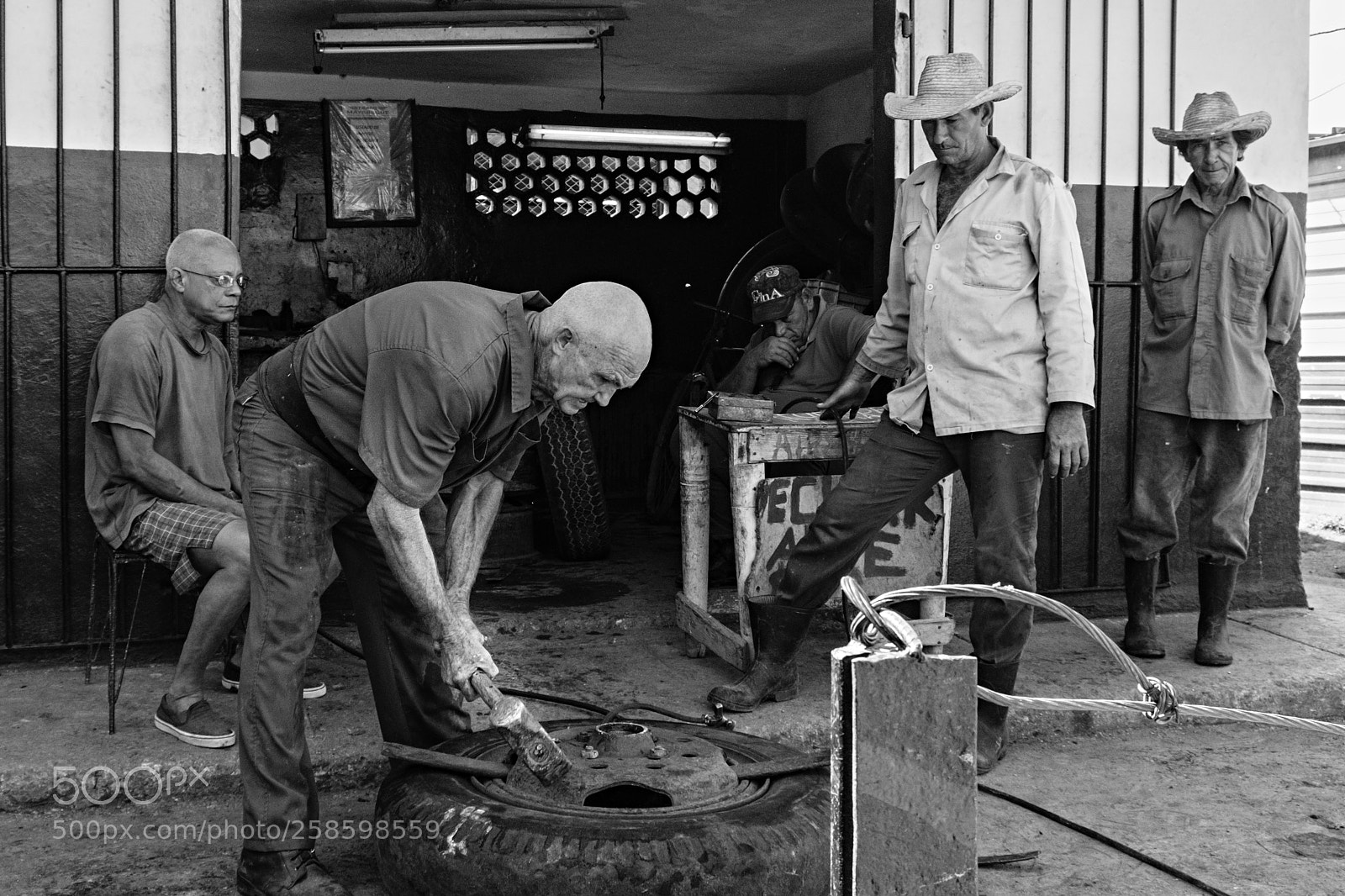 Fujifilm X-T2 sample photo. Meanwhile, back at the photography