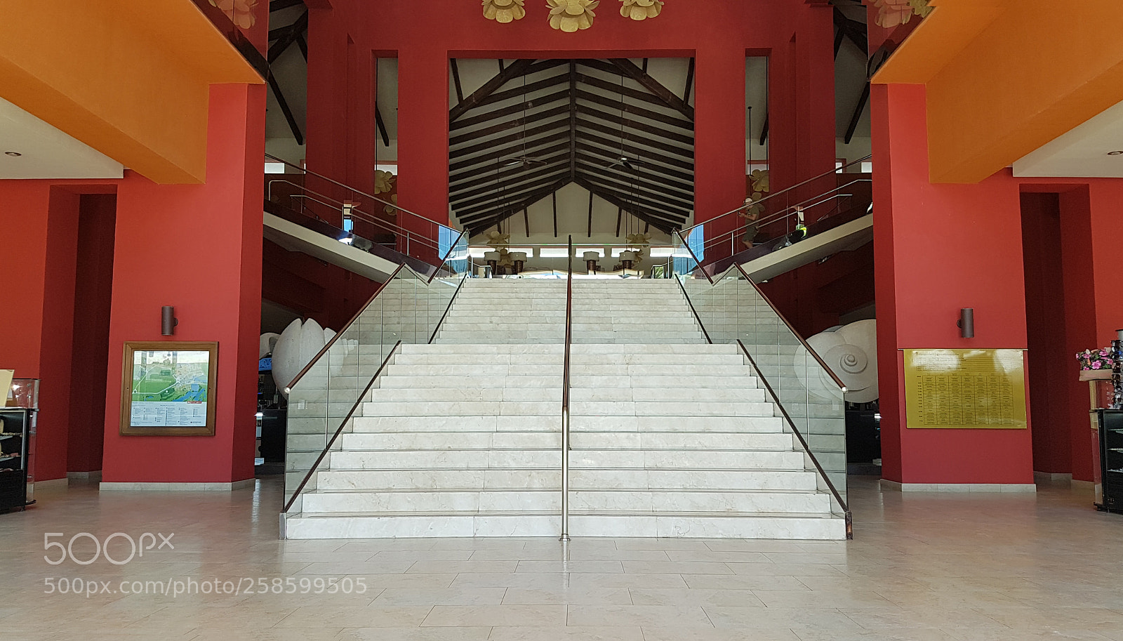 Samsung Galaxy S7 Edge sample photo. 05.04 bavaro stairs photography