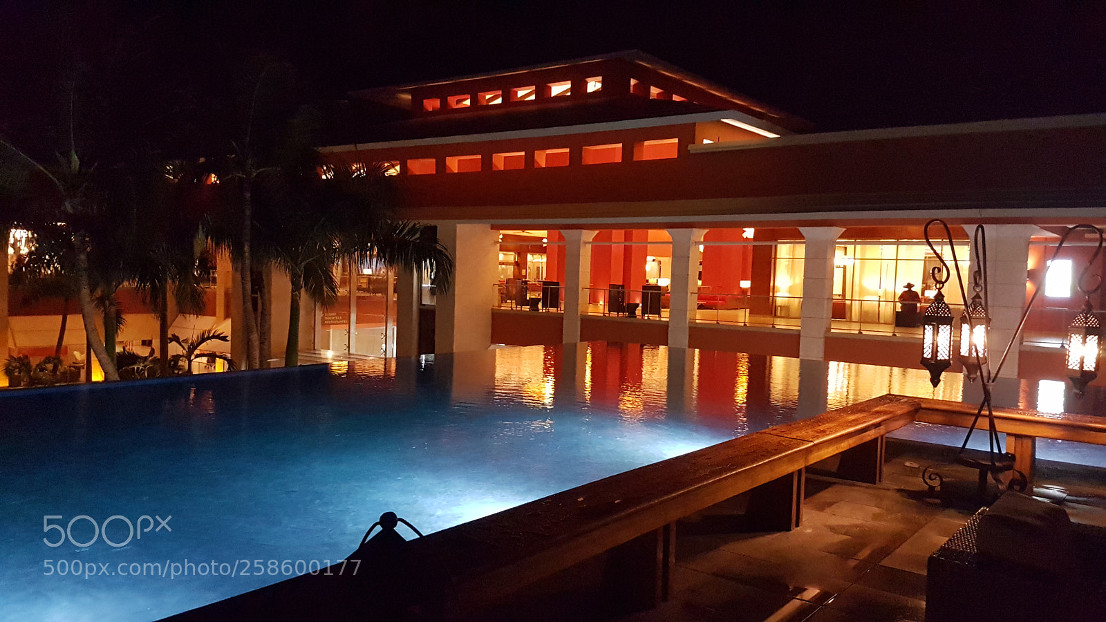 Samsung Galaxy S7 Edge sample photo. 07.02 bavaro center building photography