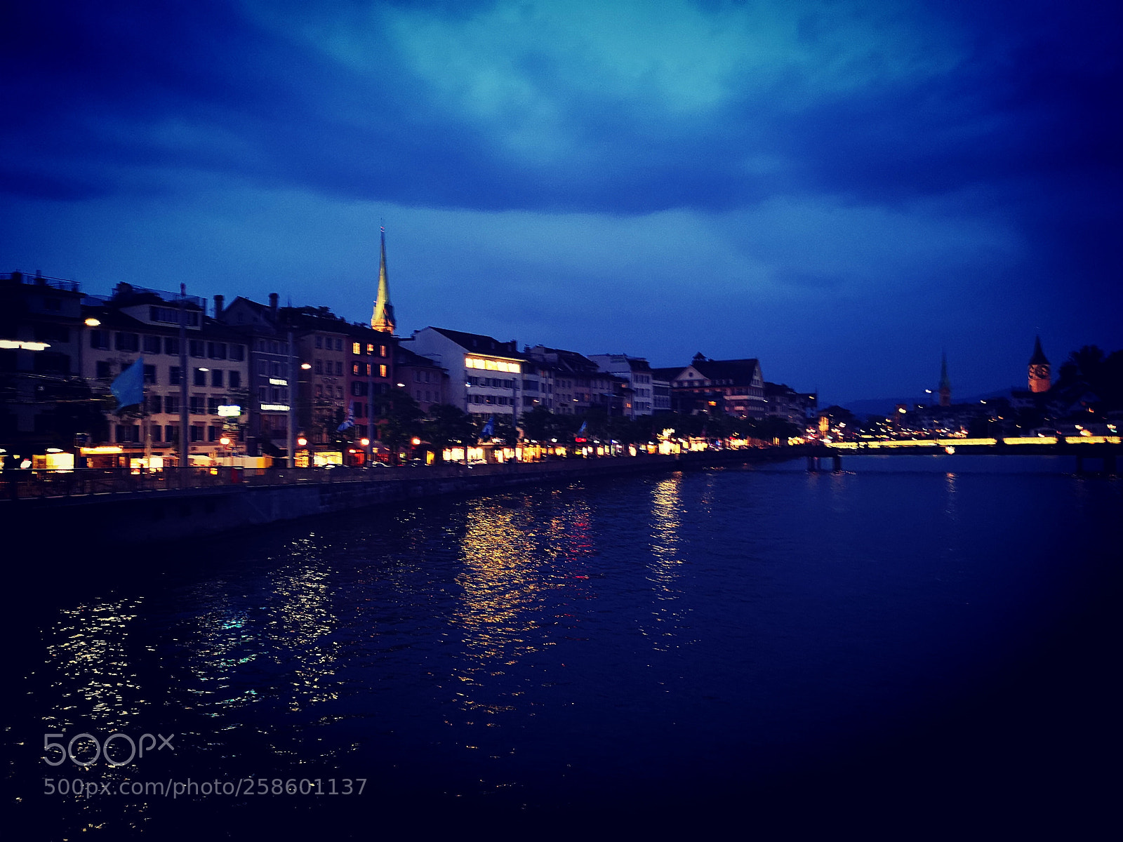 HUAWEI CLT-L29 sample photo. Zuerich city photography