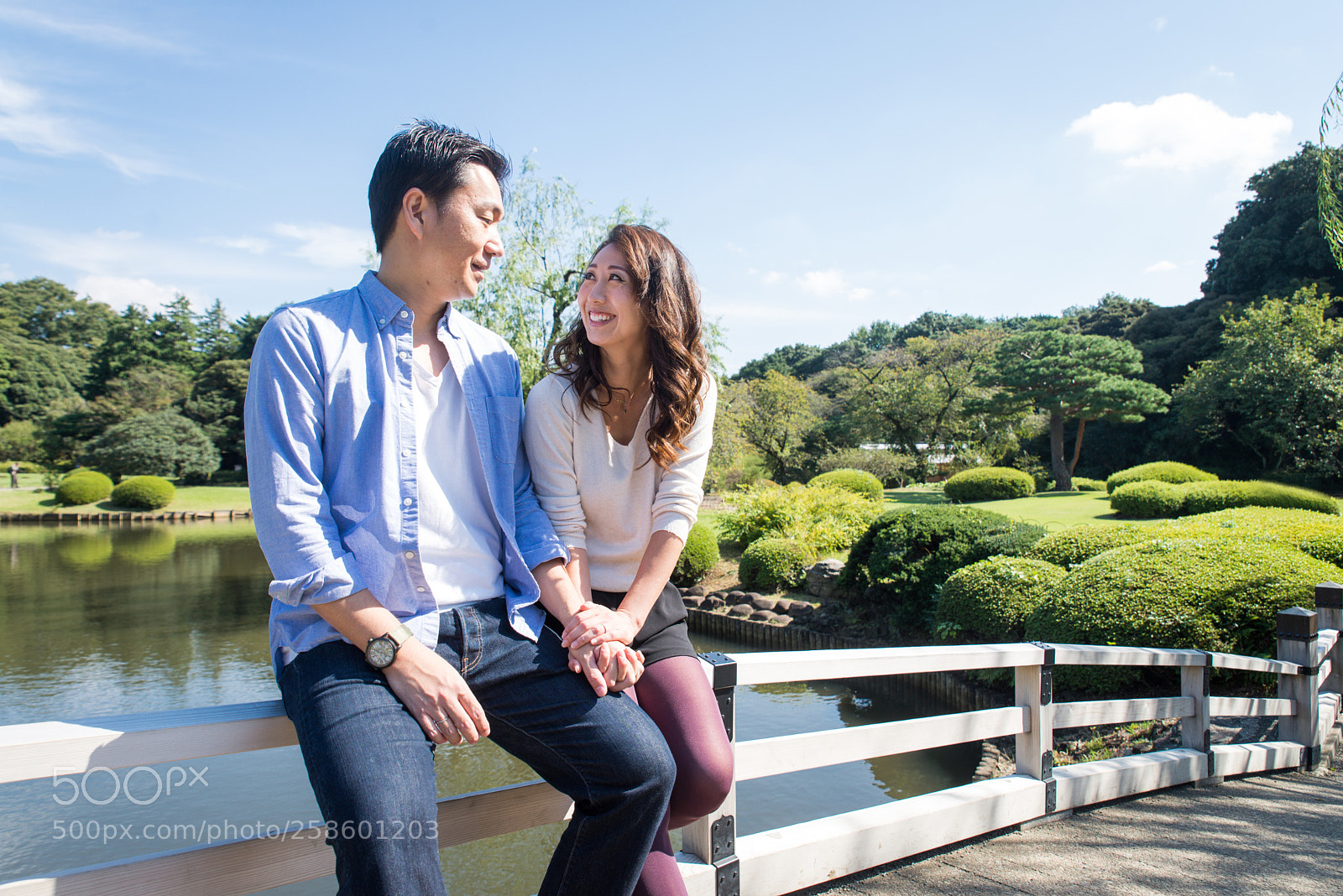 Nikon D610 sample photo. Beautiful asian couple dating photography